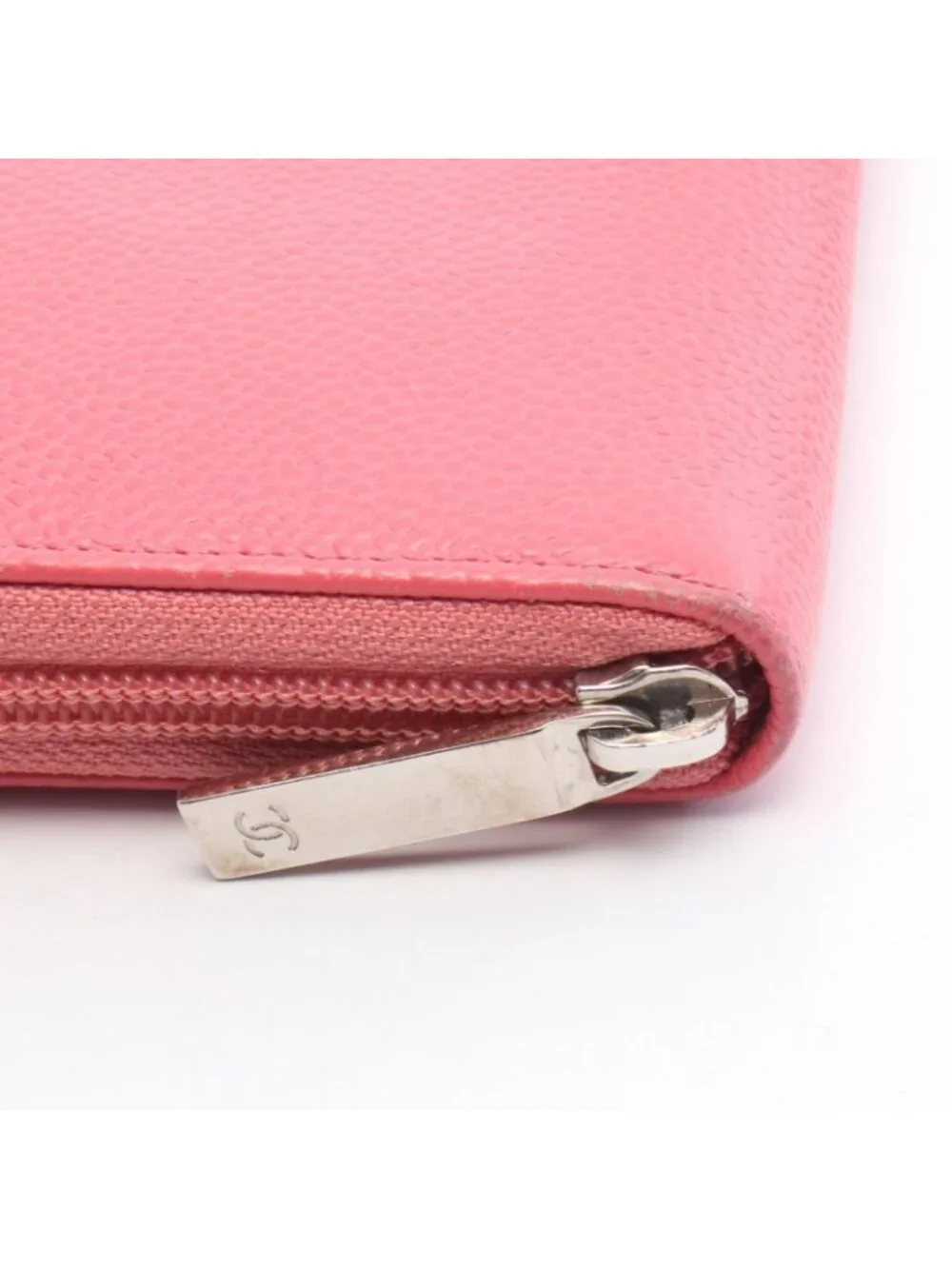Chanel Round Wallet CC Logo Pink Caviar Leather CC
